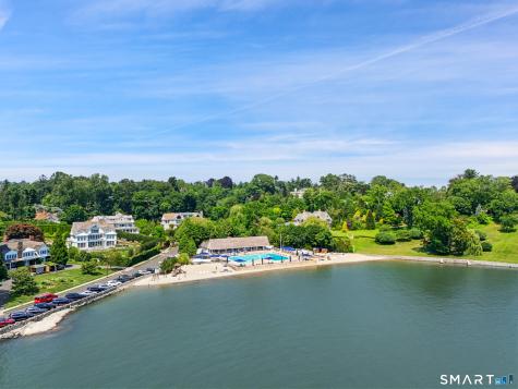 31 Meadow Wood Drive Greenwich CT 06830