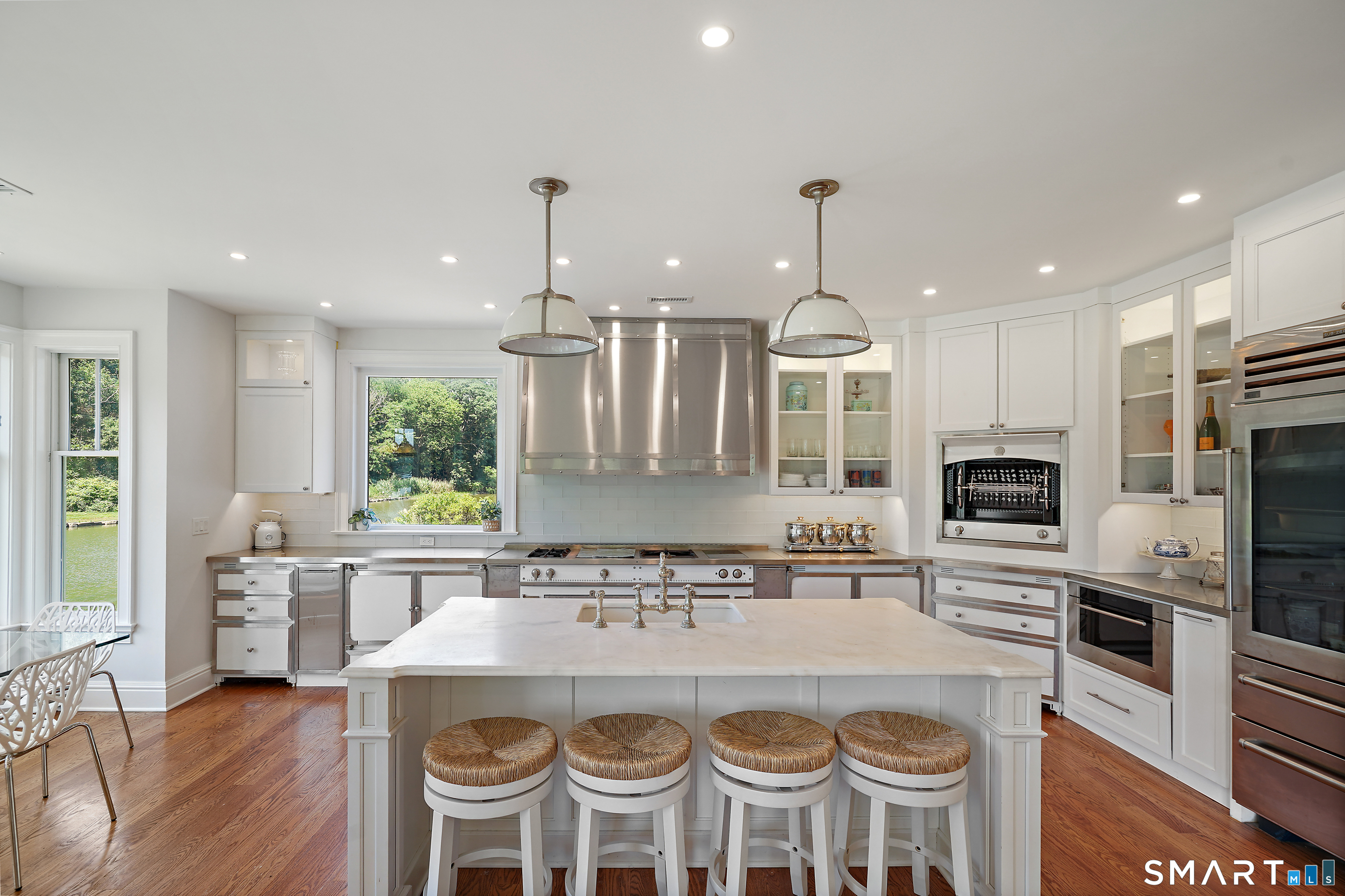 31 Meadow Wood Drive Greenwich CT 06830