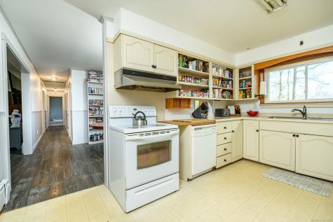 1436 North Road Killingly CT 06241