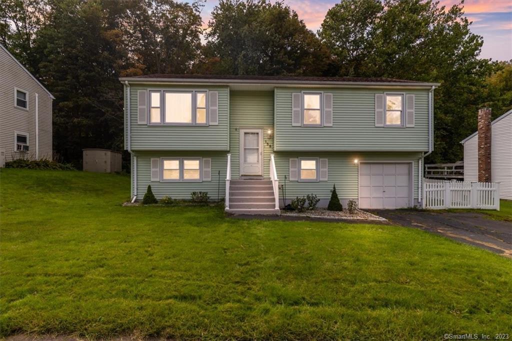 158 Julia Terrace Middletown CT 06457