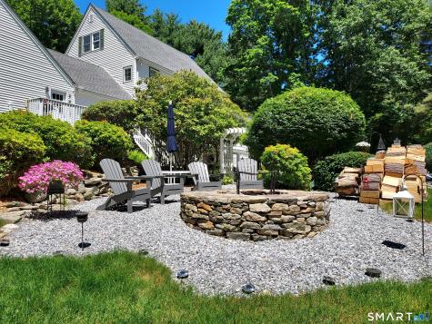 493 Hope Valley Road Hebron CT 06231