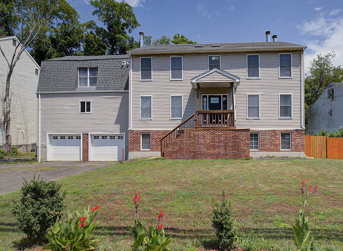 1681 Litchfield Turnpike Woodbridge CT 06525