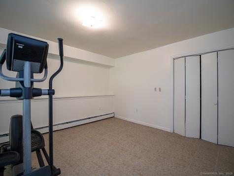 1681 Litchfield Turnpike Woodbridge CT 06525