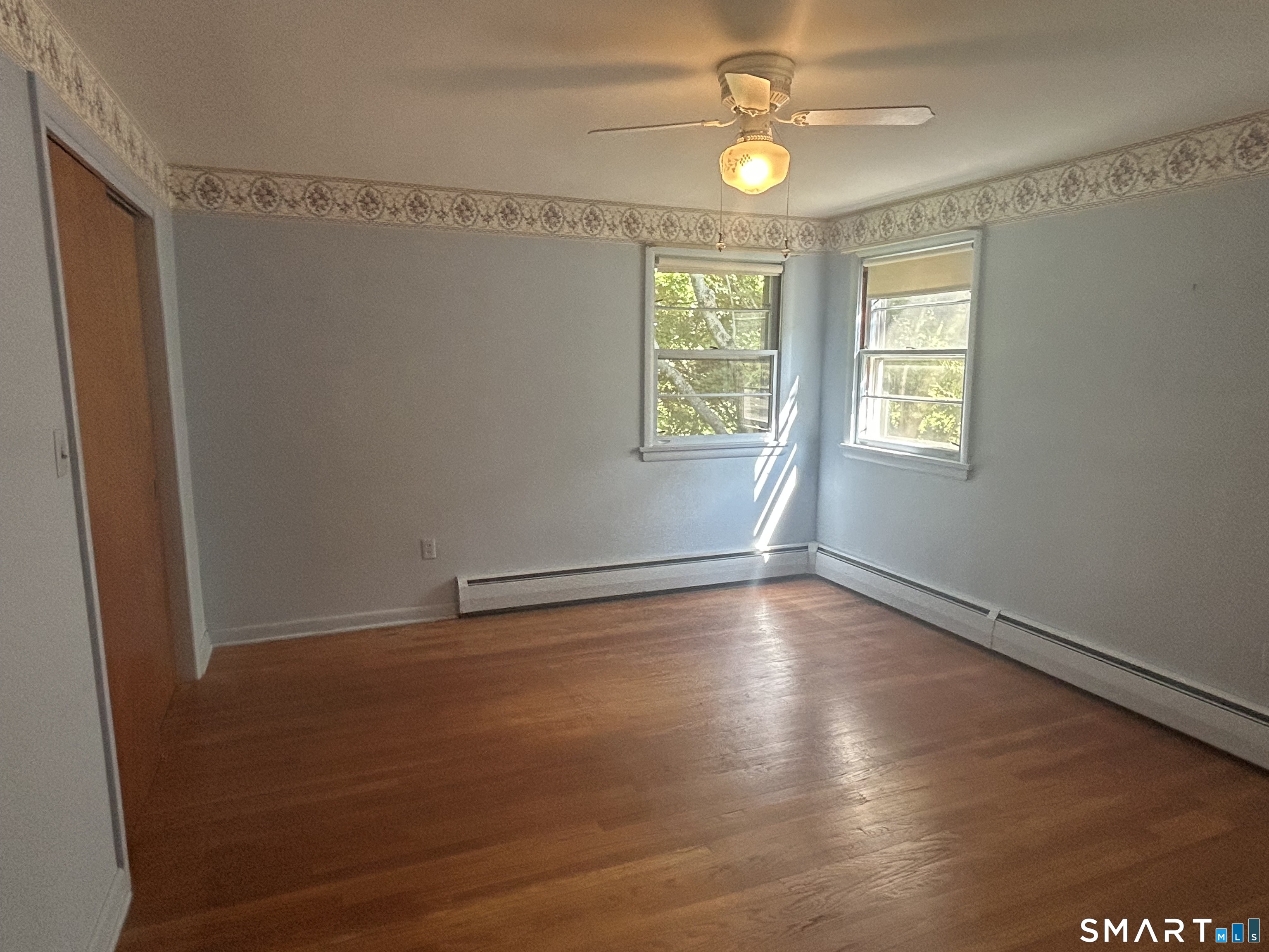 28 Clearview Circle Naugatuck CT 06770