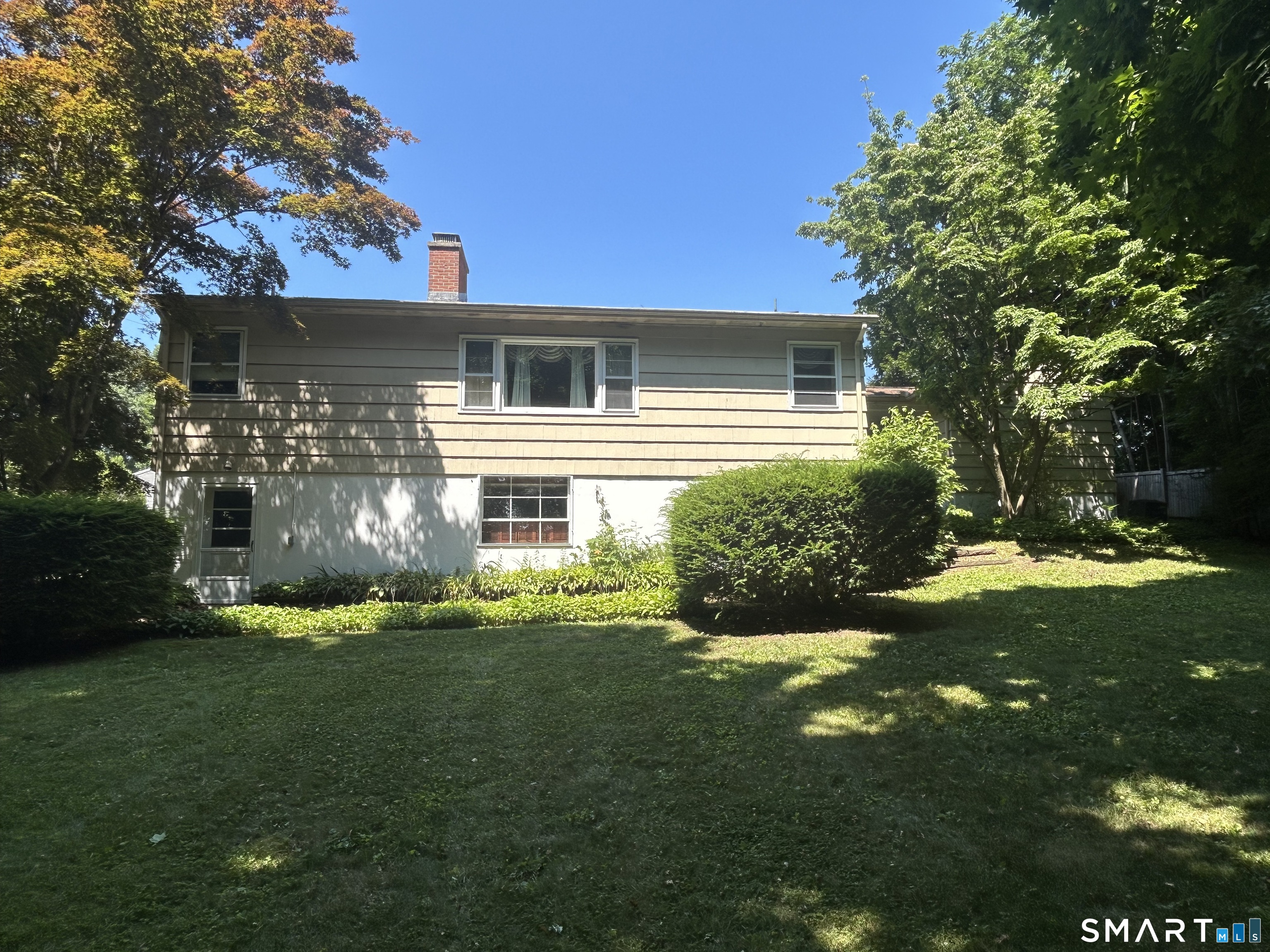28 Clearview Circle Naugatuck CT 06770