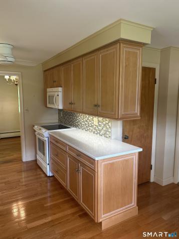 28 Clearview Circle Naugatuck CT 06770