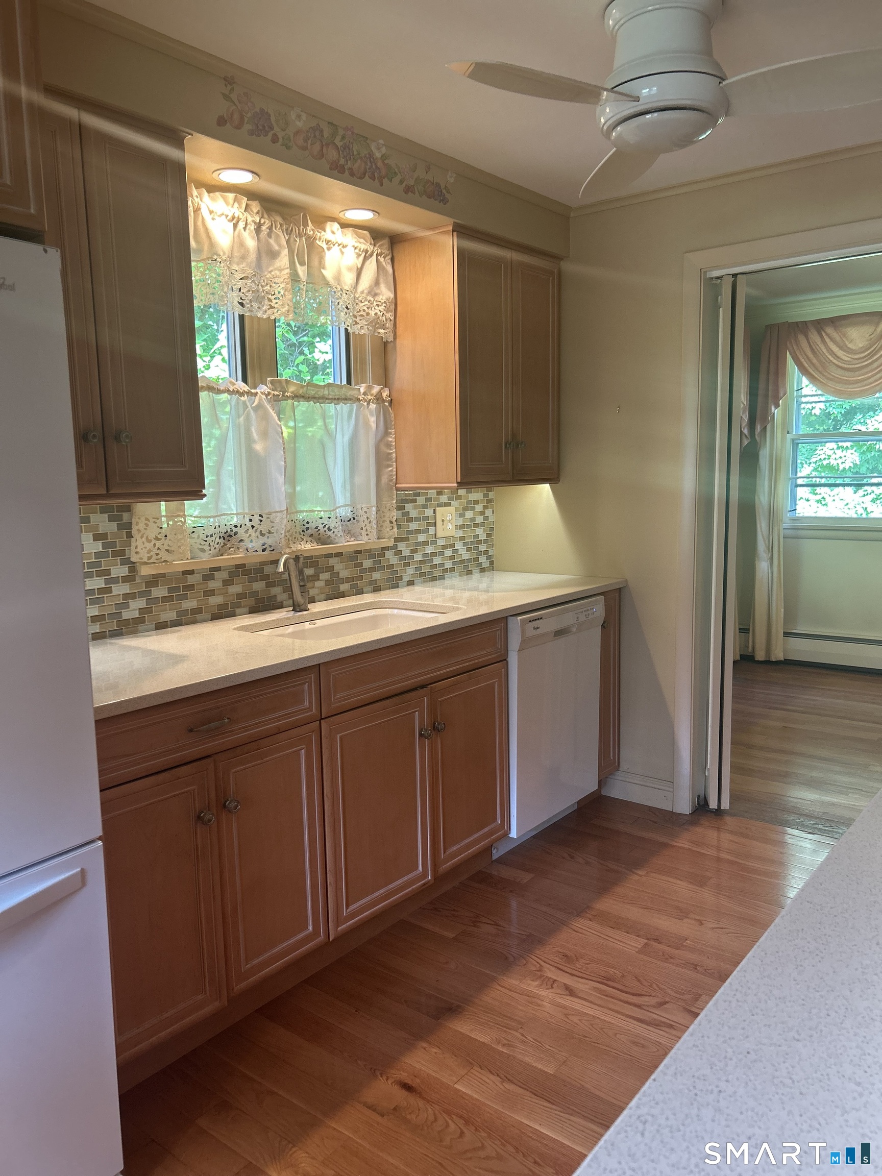 28 Clearview Circle Naugatuck CT 06770
