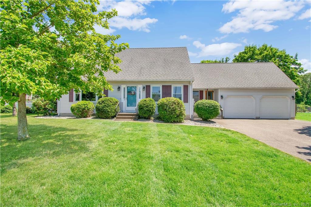 19 Spruceland Road Enfield CT 06082
