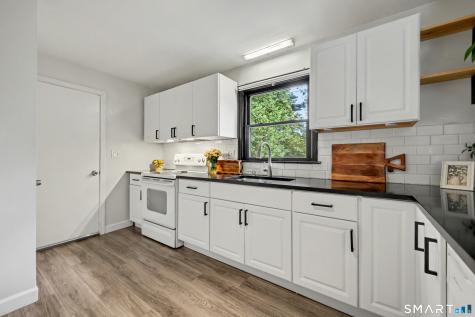 12 Hillview Avenue Hamden CT 06514