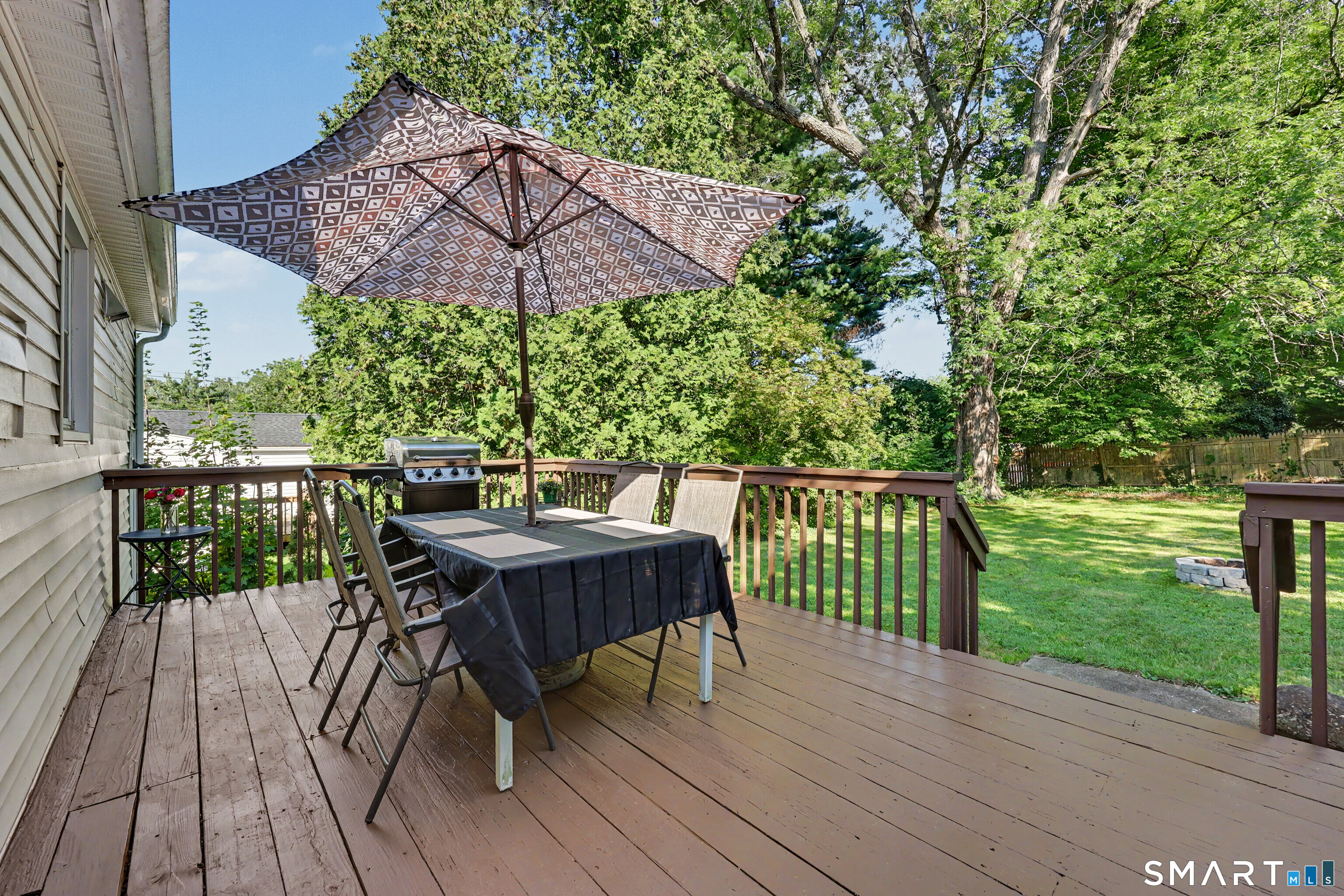 12 Hillview Avenue Hamden CT 06514