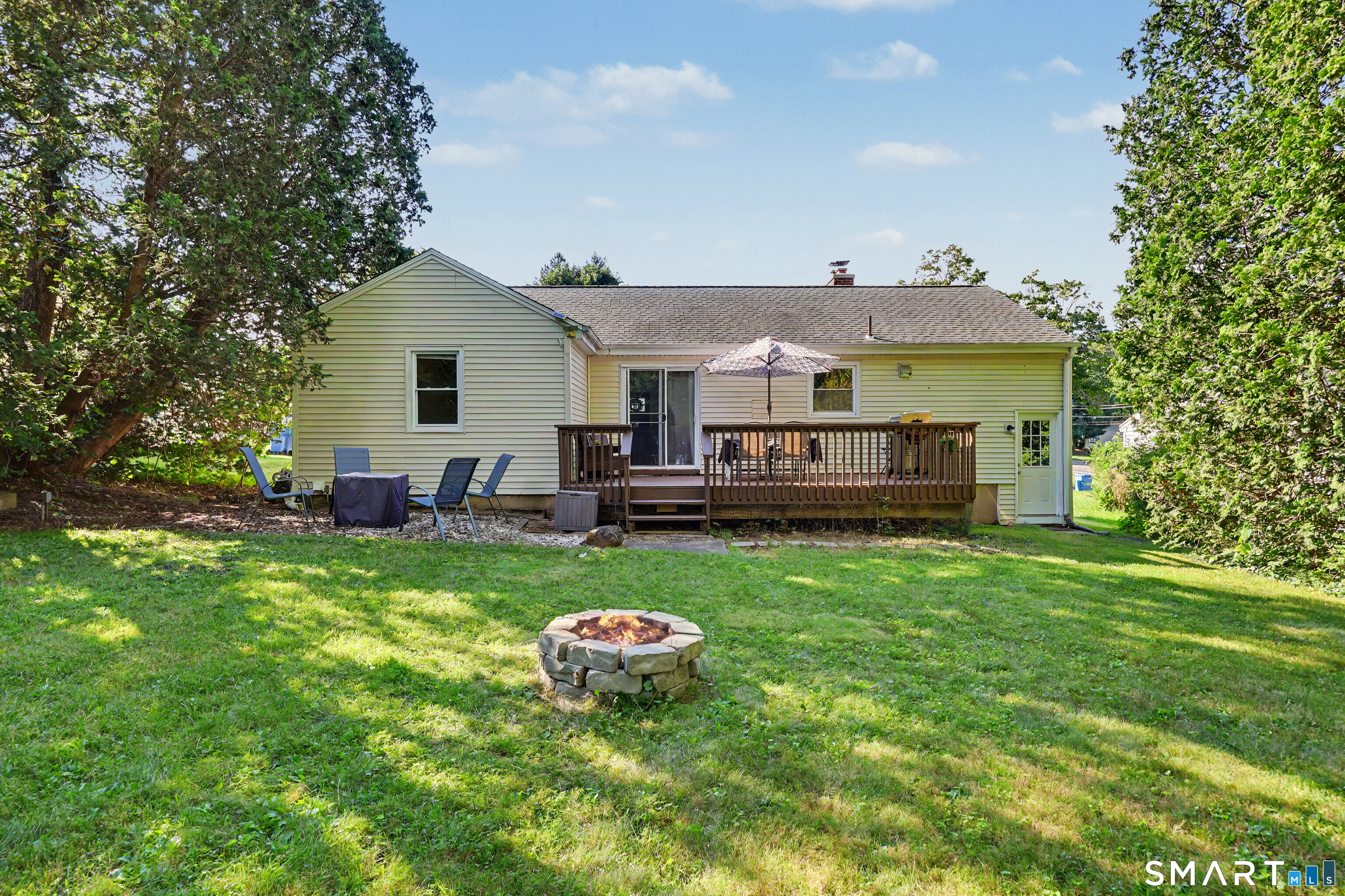 12 Hillview Avenue Hamden CT 06514