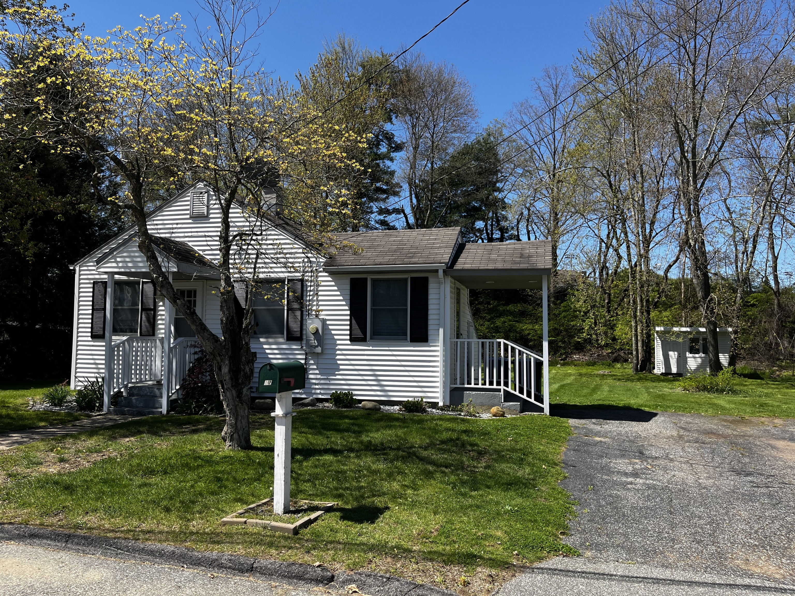 12 West End Street Stafford CT 06076