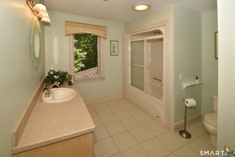 773 Shuttle Meadow Avenue Berlin CT 06037