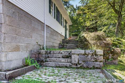 426 Northwest Corner Road North Stonington CT 06359