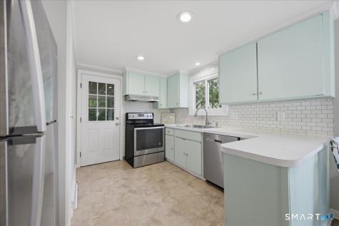 14 Seagull Road Old Saybrook CT 06475