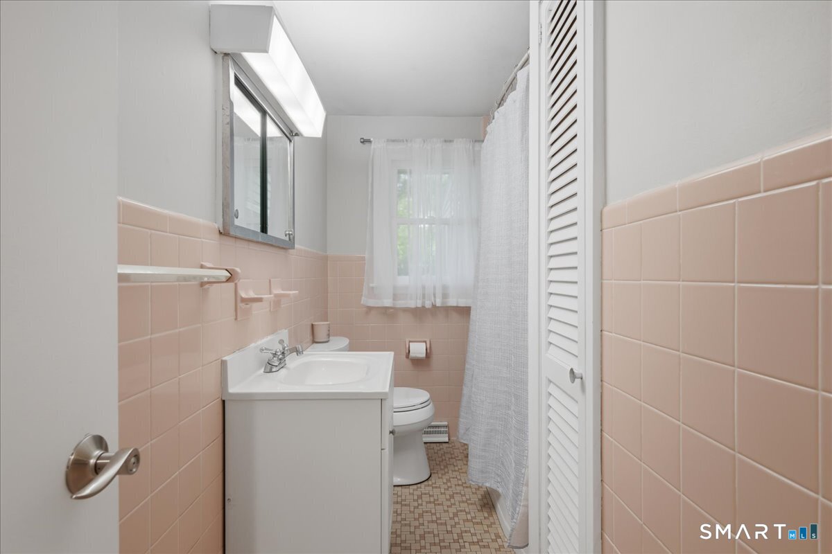 14 Seagull Road Old Saybrook CT 06475