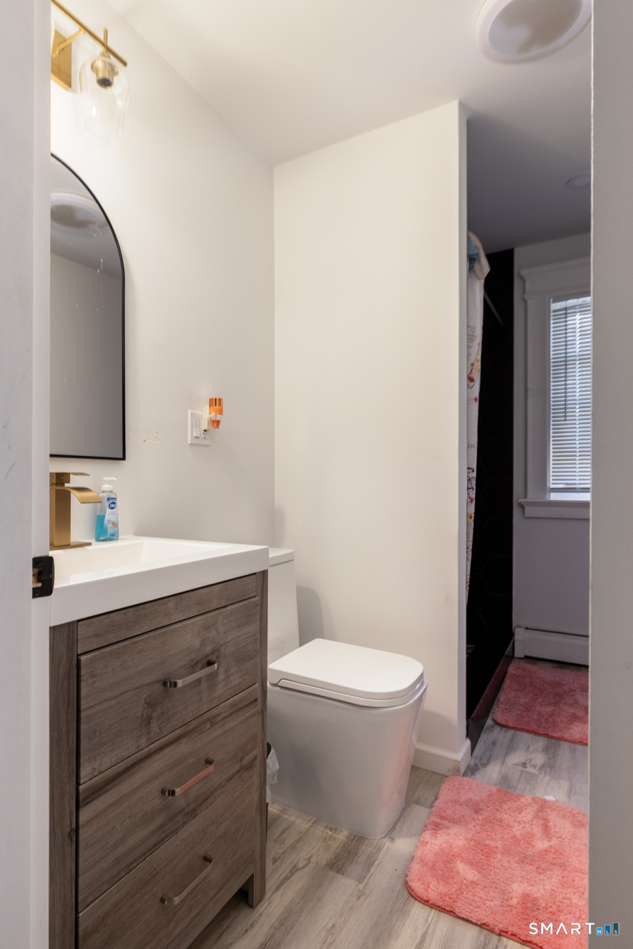 33 Maplewood Street Waterbury CT 06708
