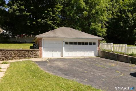 33 Maplewood Street Waterbury CT 06708