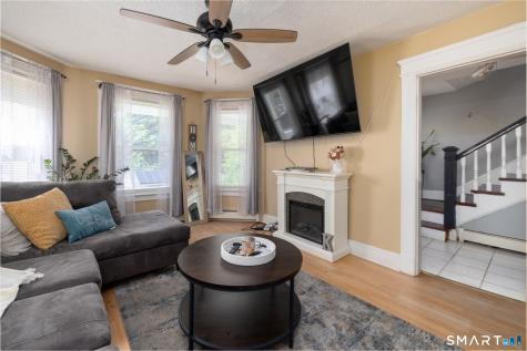 33 Maplewood Street Waterbury CT 06708