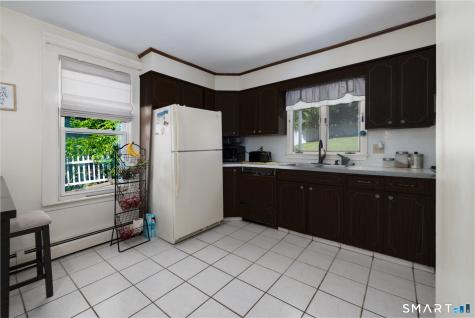 33 Maplewood Street Waterbury CT 06708