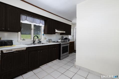 33 Maplewood Street Waterbury CT 06708