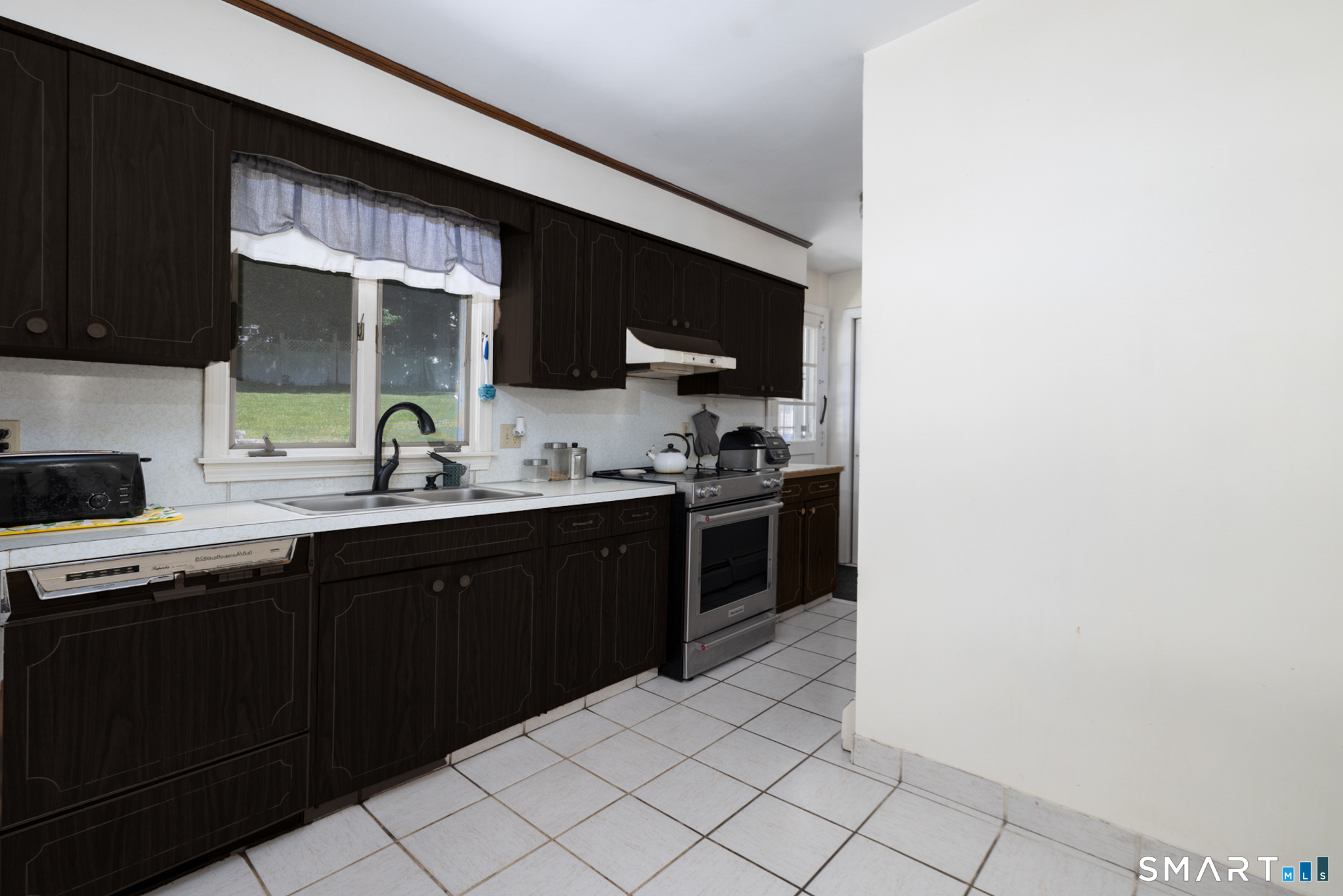 33 Maplewood Street Waterbury CT 06708