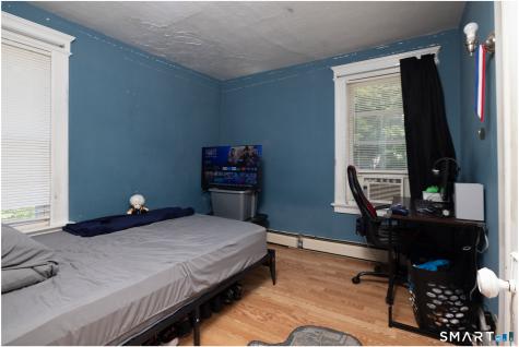 33 Maplewood Street Waterbury CT 06708