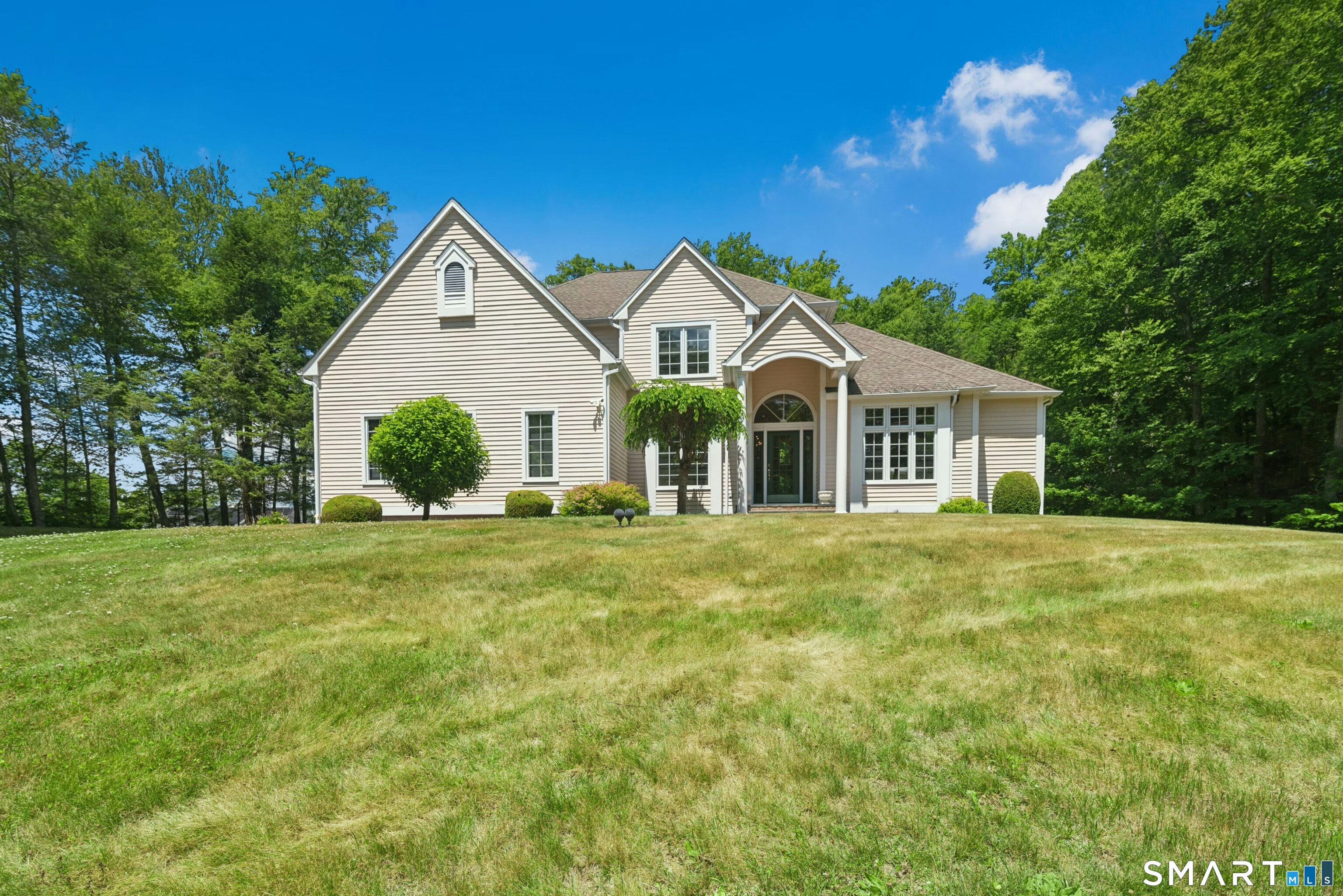 17-D Butterfield Road Newtown CT 06470