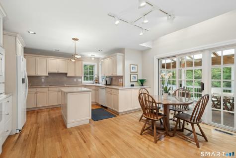 17-D Butterfield Road Newtown CT 06470