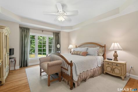 17-D Butterfield Road Newtown CT 06470
