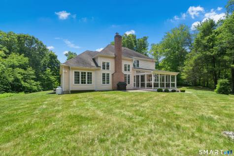 17-D Butterfield Road Newtown CT 06470