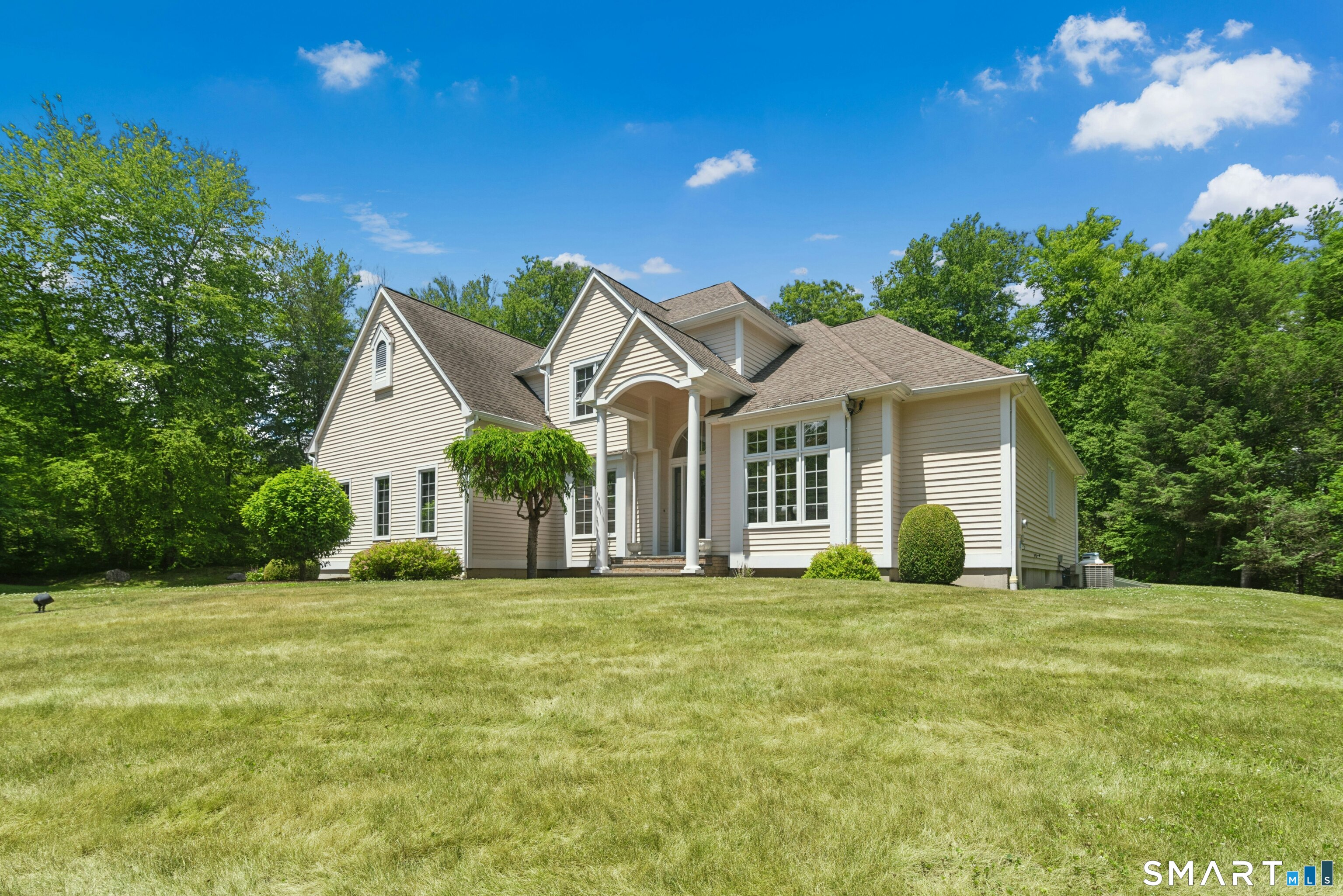 17-D Butterfield Road Newtown CT 06470