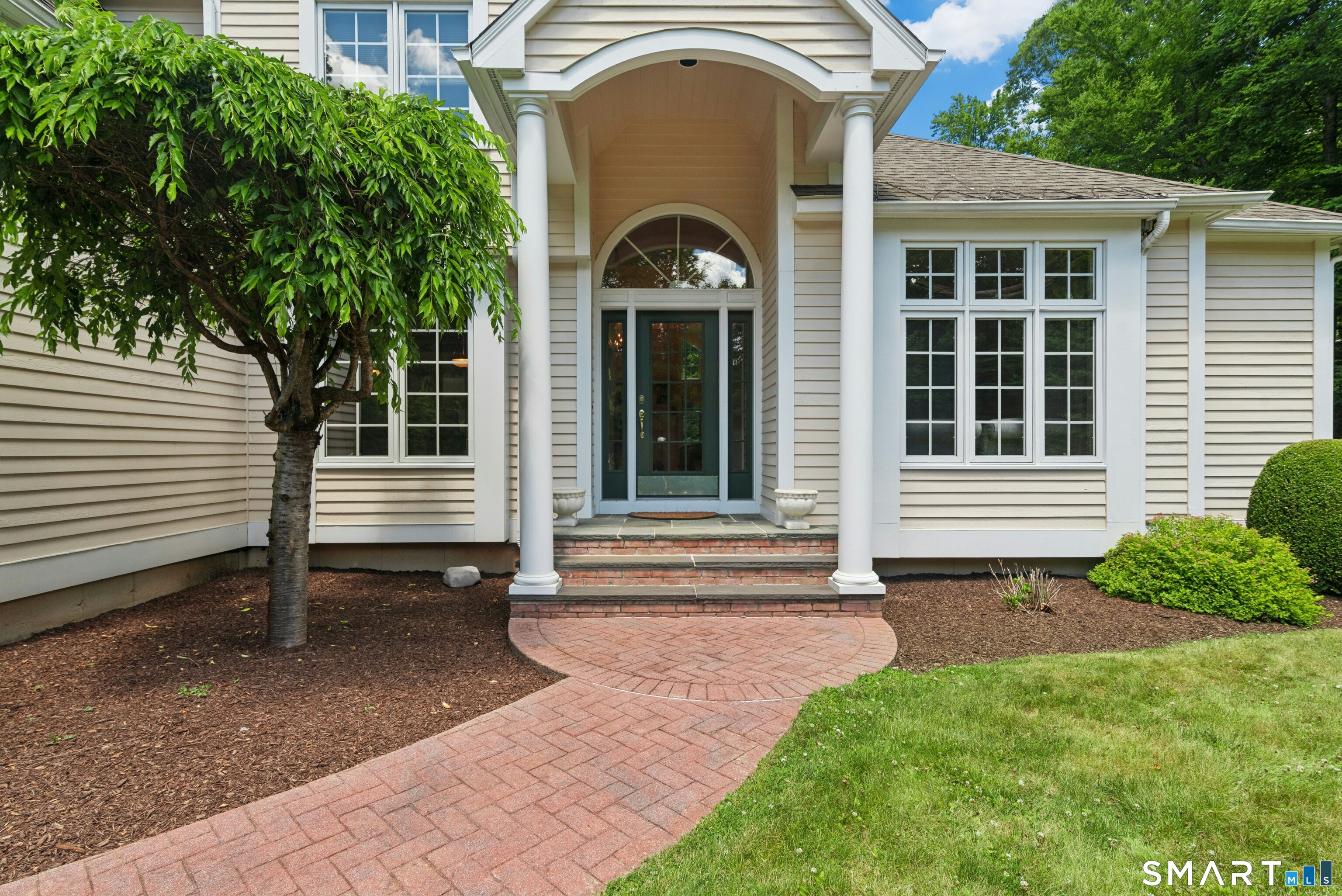 17-D Butterfield Road Newtown CT 06470