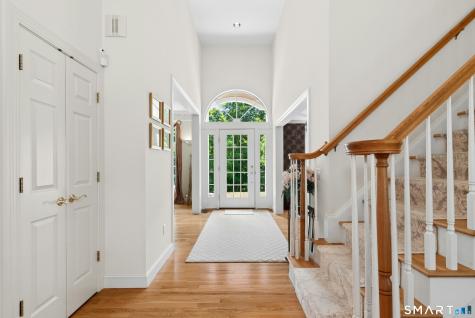 17-D Butterfield Road Newtown CT 06470