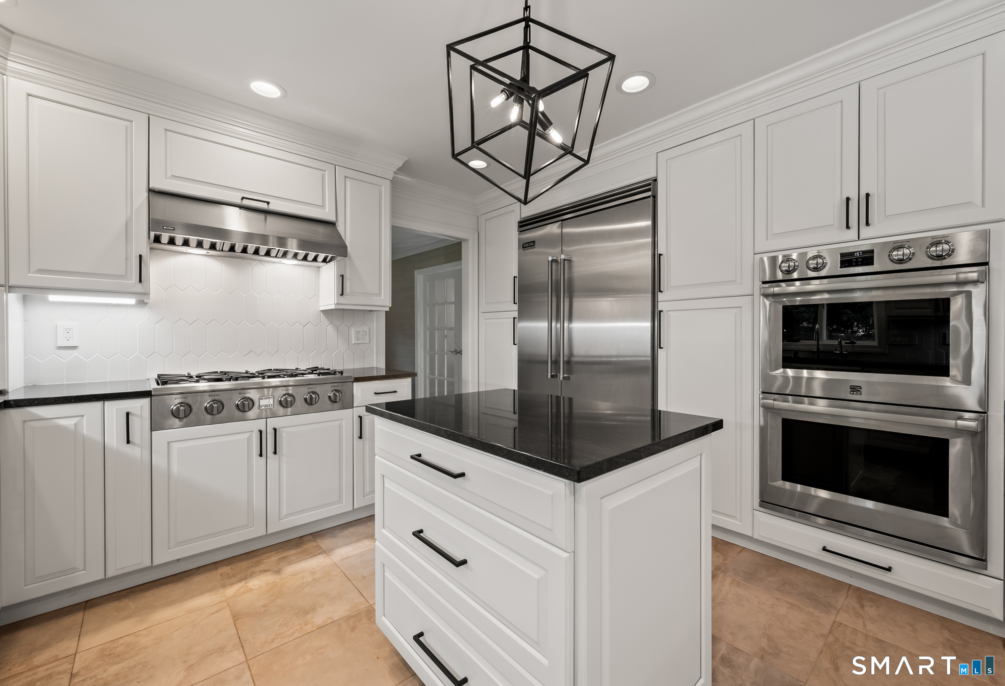 4 Windsor Court Farmington CT 06032