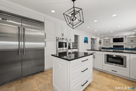 4 Windsor Court Farmington CT 06032