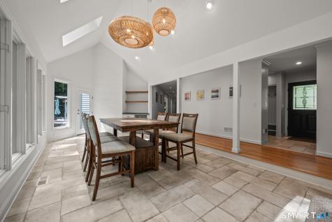4 Windsor Court Farmington CT 06032