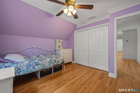 4 Windsor Court Farmington CT 06032