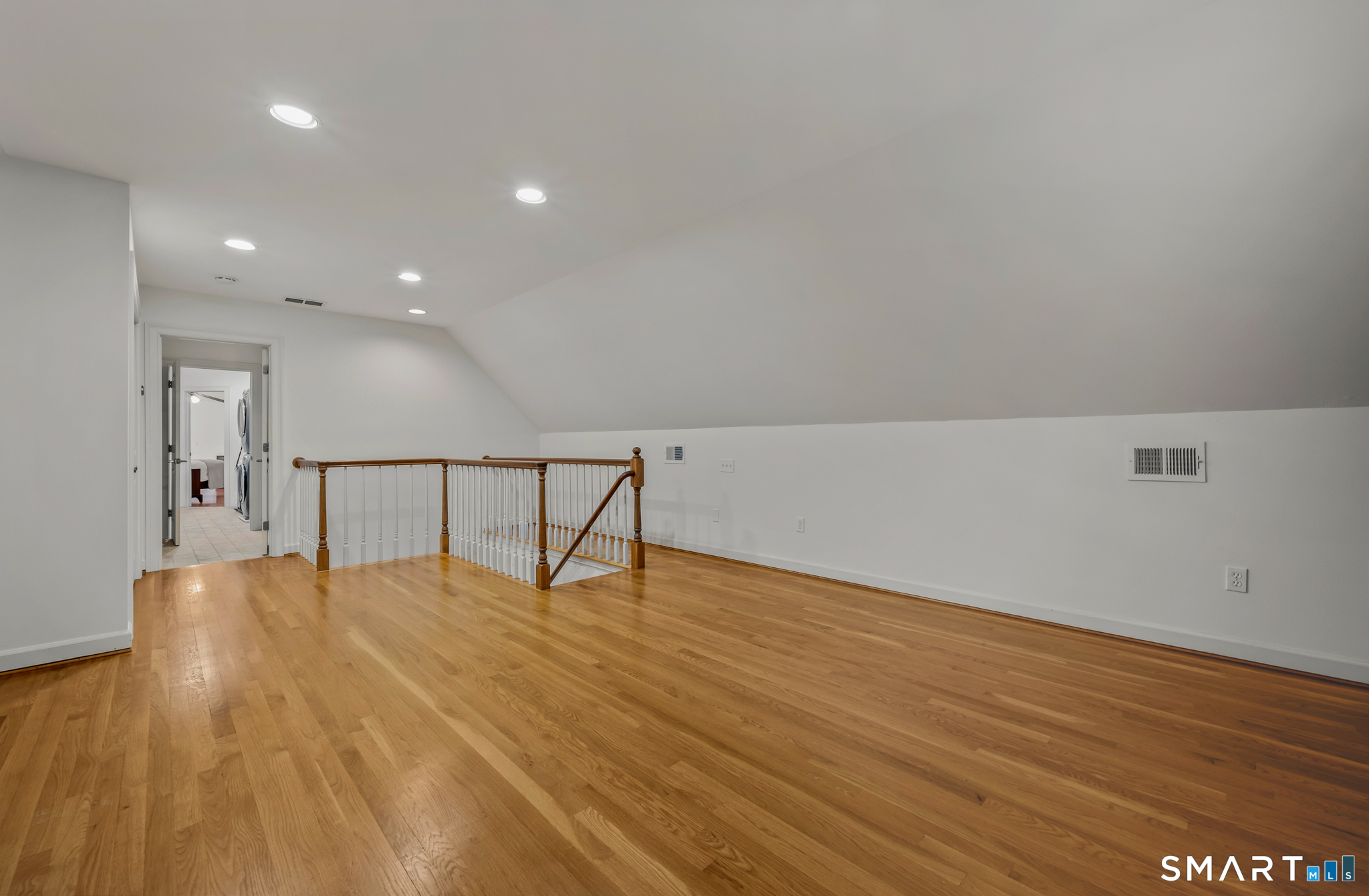 4 Windsor Court Farmington CT 06032