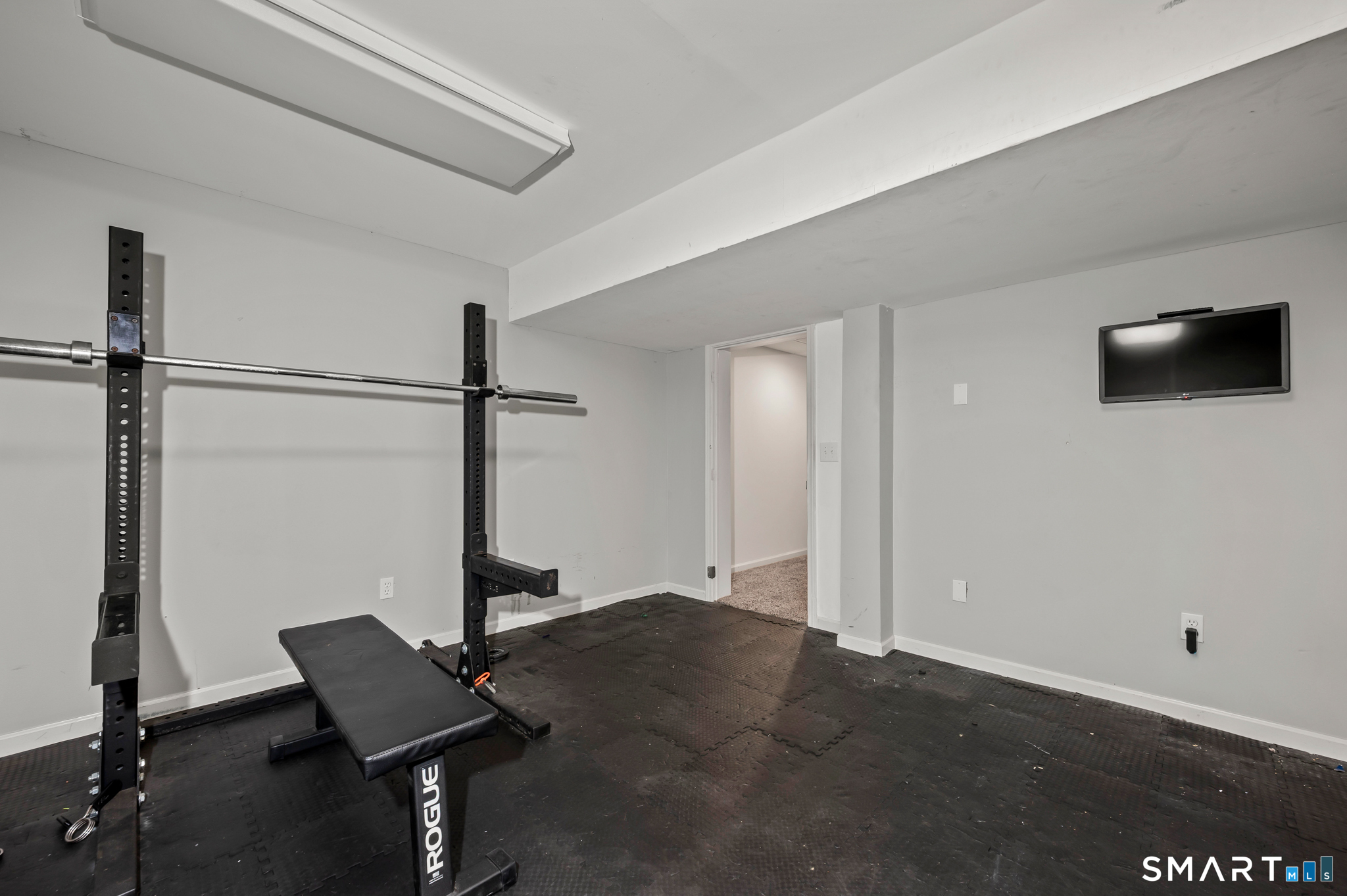 4 Windsor Court Farmington CT 06032