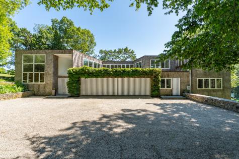 51 Andrews Road Guilford CT 06437
