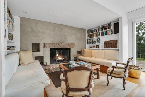 51 Andrews Road Guilford CT 06437