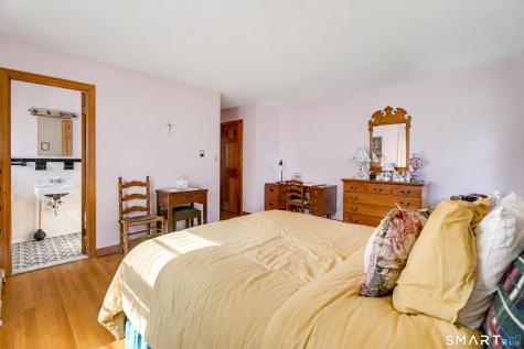 4 Old Rock Hill Road Wallingford CT 06492