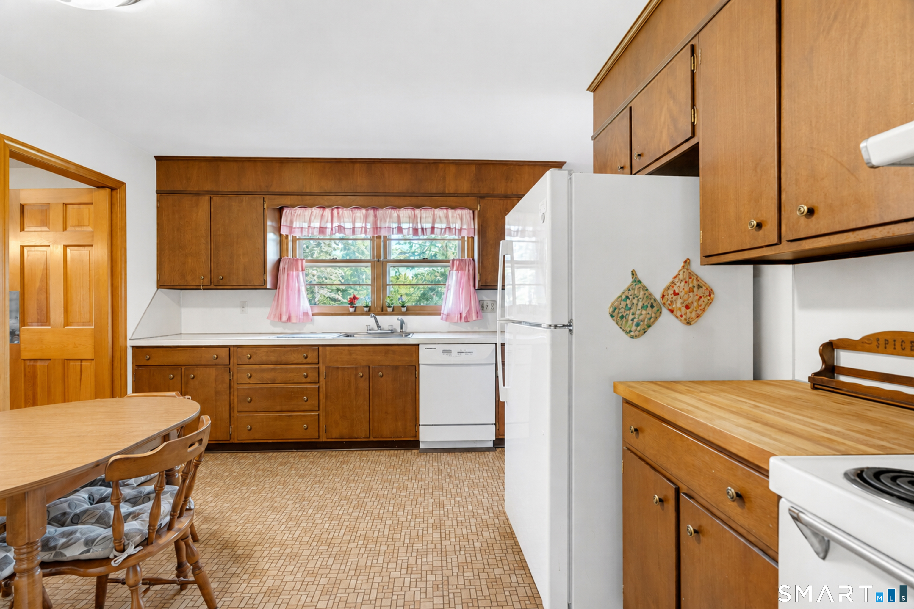 4 Old Rock Hill Road Wallingford CT 06492