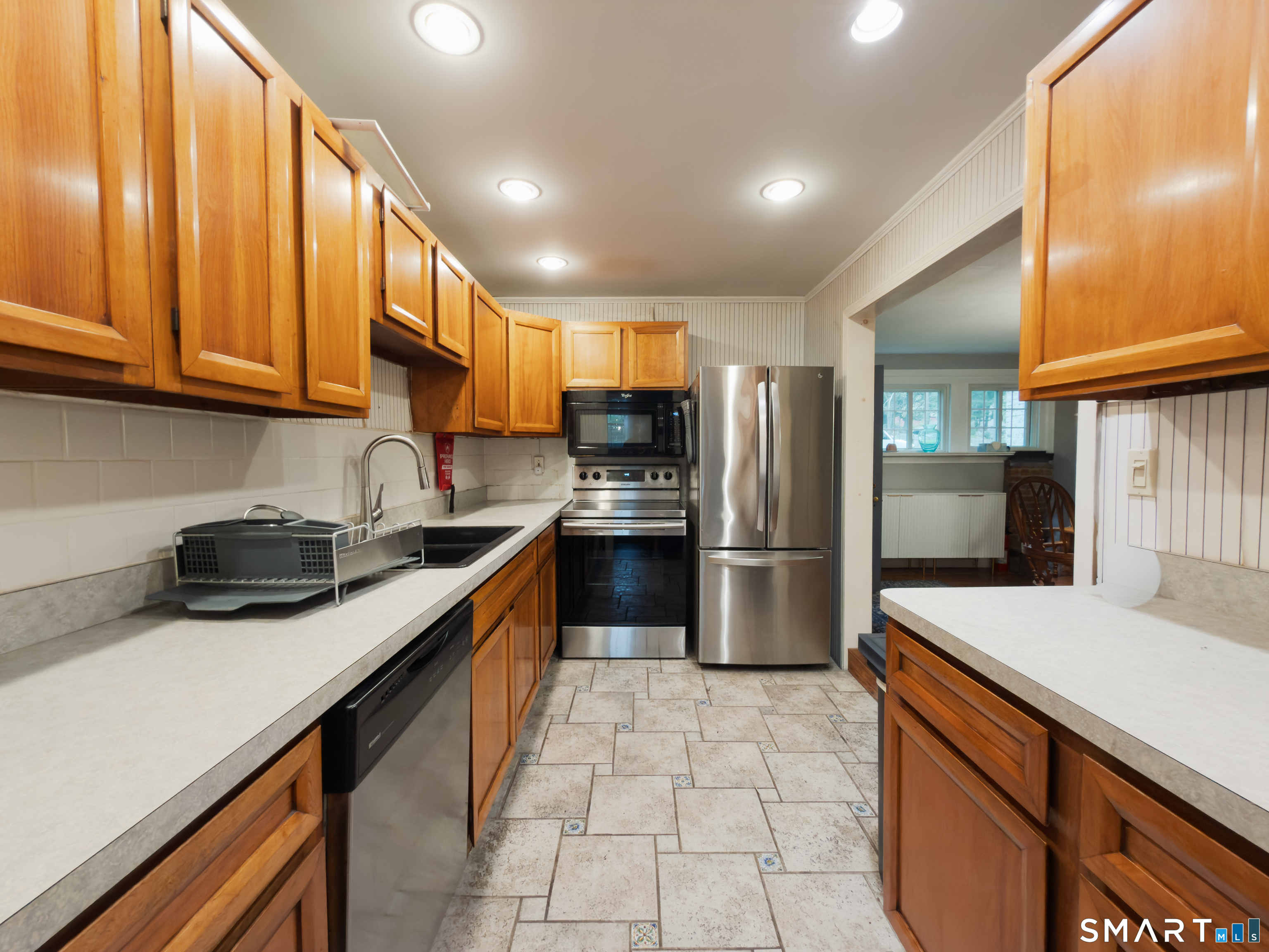98 Maple Road Portland CT 06480