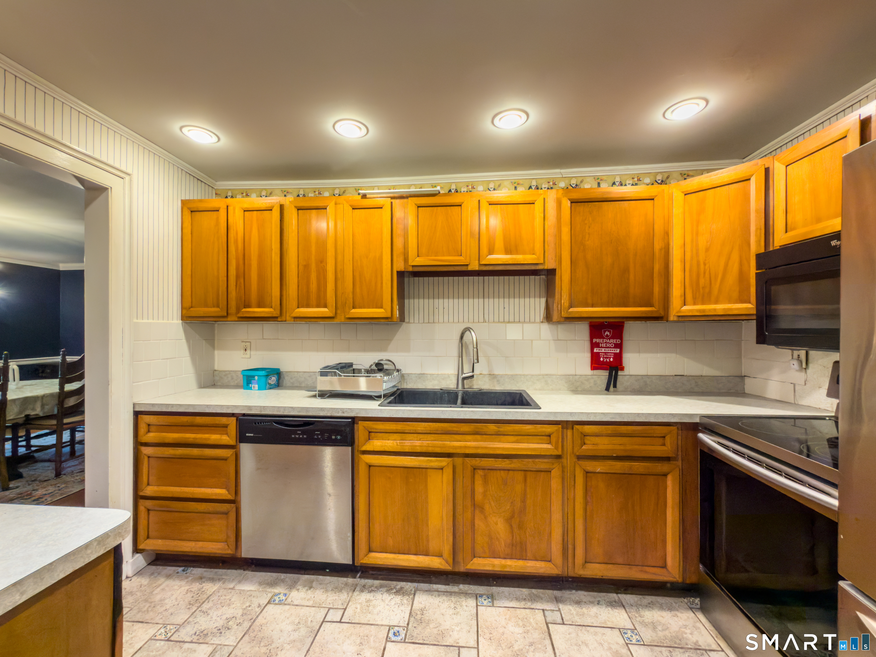 98 Maple Road Portland CT 06480