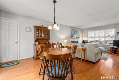 8 Crystal Ball Court Ellington CT 06029