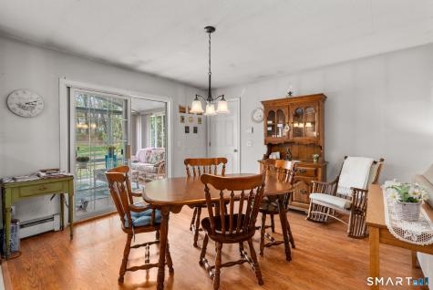 8 Crystal Ball Court Ellington CT 06029