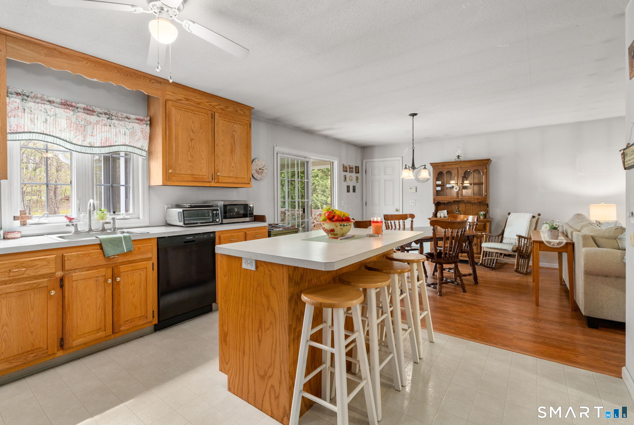 8 Crystal Ball Court Ellington CT 06029