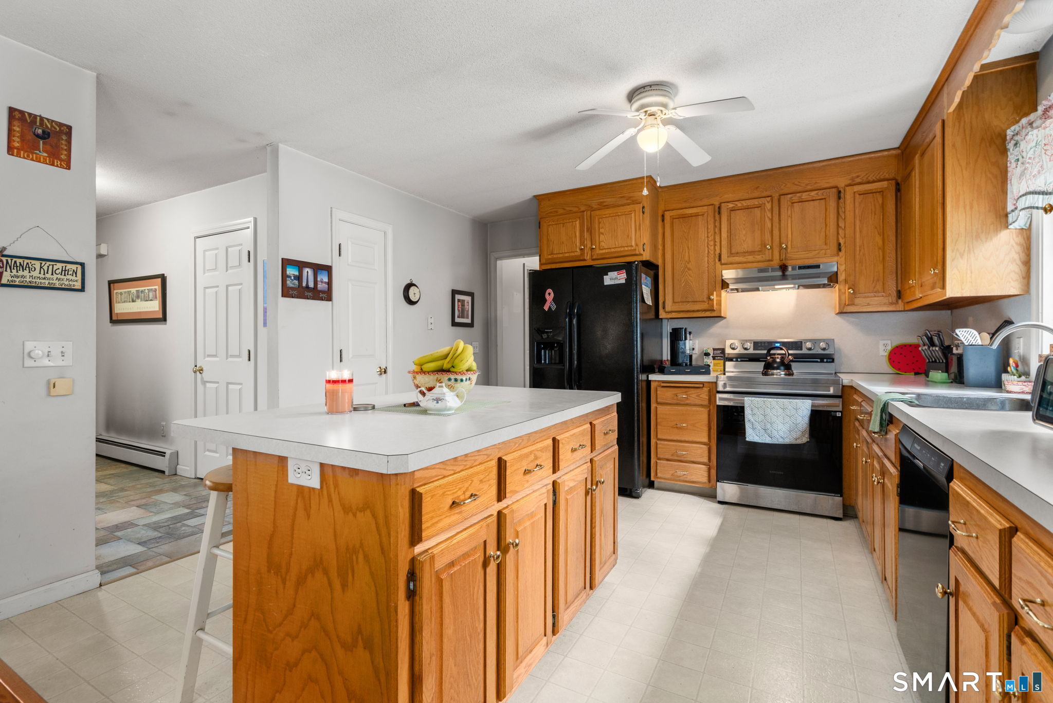 8 Crystal Ball Court Ellington CT 06029